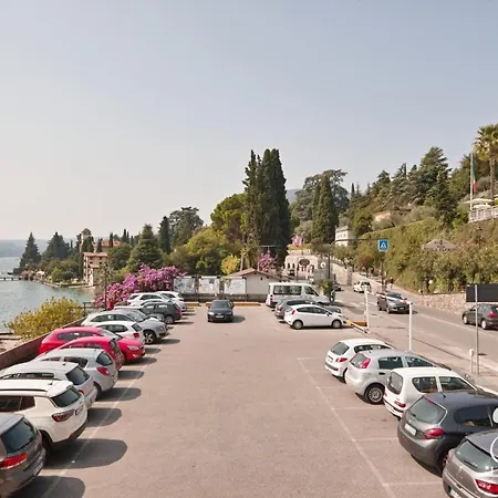 Terrazze A Lago Gardone Riviera